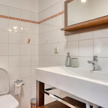 Lidia's Place, A In Madeira *