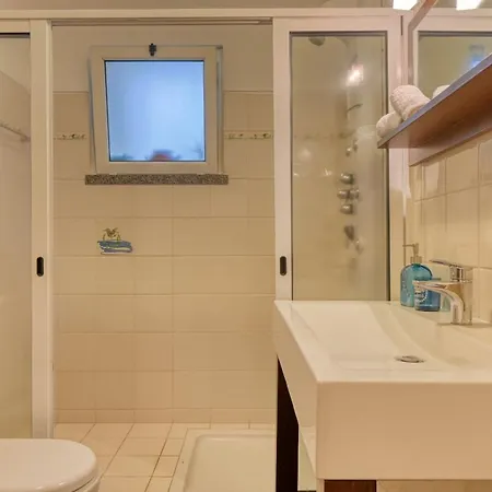 Appartement Lidia's Place, A In Madeira